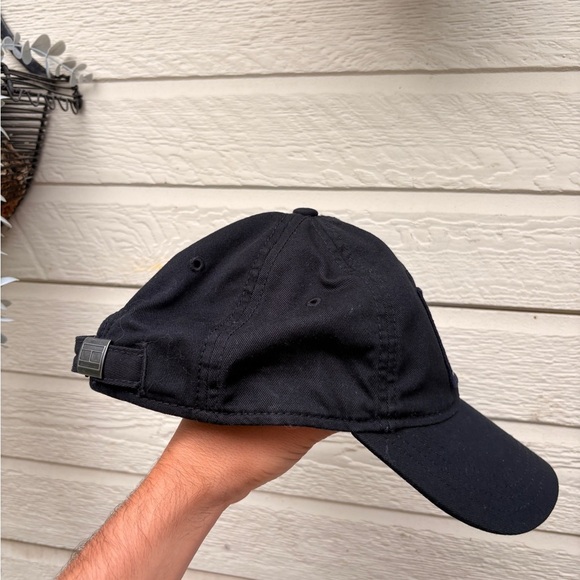 TOMMY HILFIGER big logo patch baseball hat cap black adjustable black - Picture 3 of 6